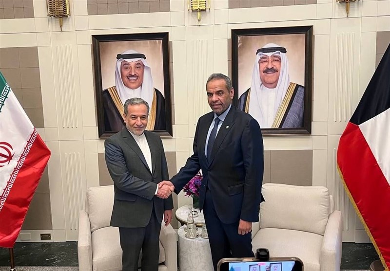 Kuwaiti Foreign Minister Abdullah Al Yahya, right, and Iranian Foreign Minister Abbas Araqchi at the United Nations. (UN)